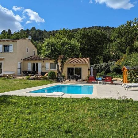 Villa Calme Avec Piscine A Greoux Exteriör bild